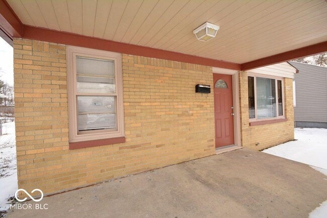 Photo - 5005 Indianola Ave