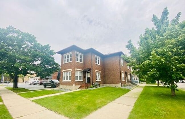 Photo - 303 N Quincy St Unit 303