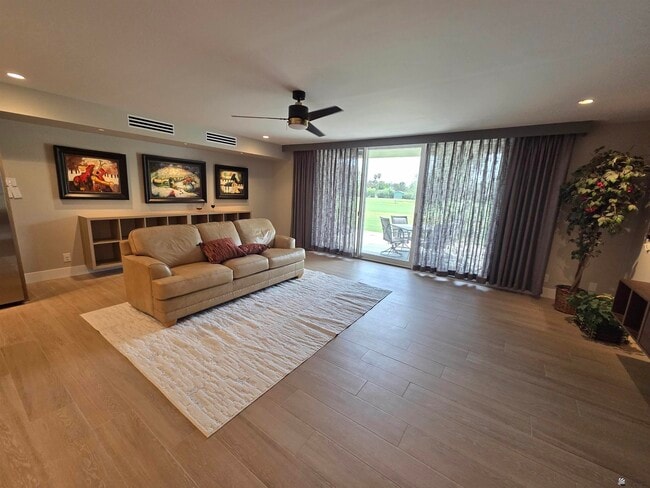 Photo - 1440 E Laguna Pl