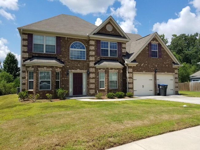 Building Photo - 2793 Huntcliffe Dr