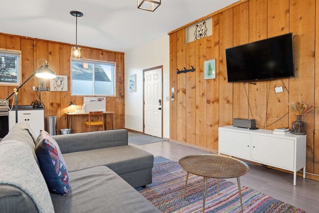 Photo - 4403 W Alpine St Unidad SI ID1324062P