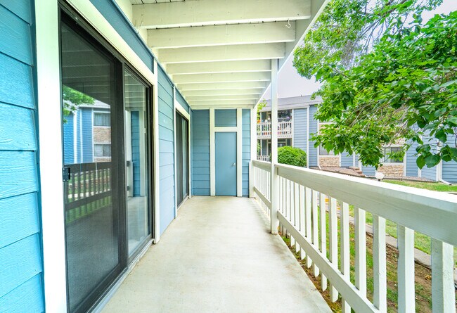 Photo - 8335 Fairmount Dr Unit 4-108
