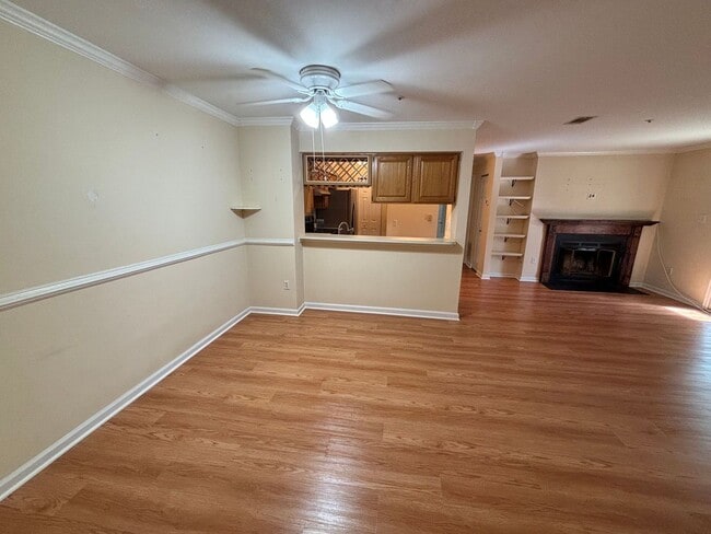 Photo - Updated - 2BD/2BA on 2nd floor with Balcony!