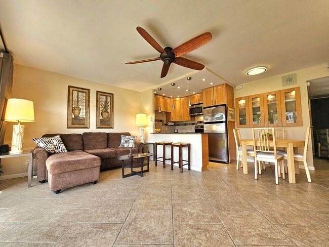 Building Photo - 3208 SE 11th St Unit 102