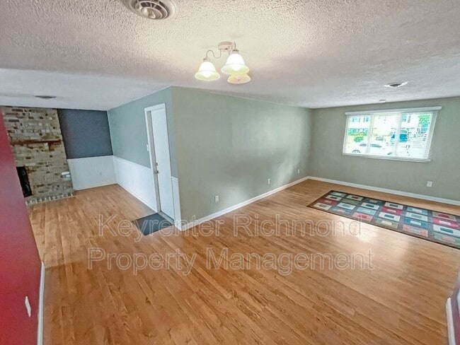 Photo - 7500 Orchardhill Dr