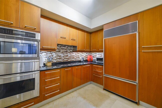 Photo - 3101 S Ocean Dr Unit 404