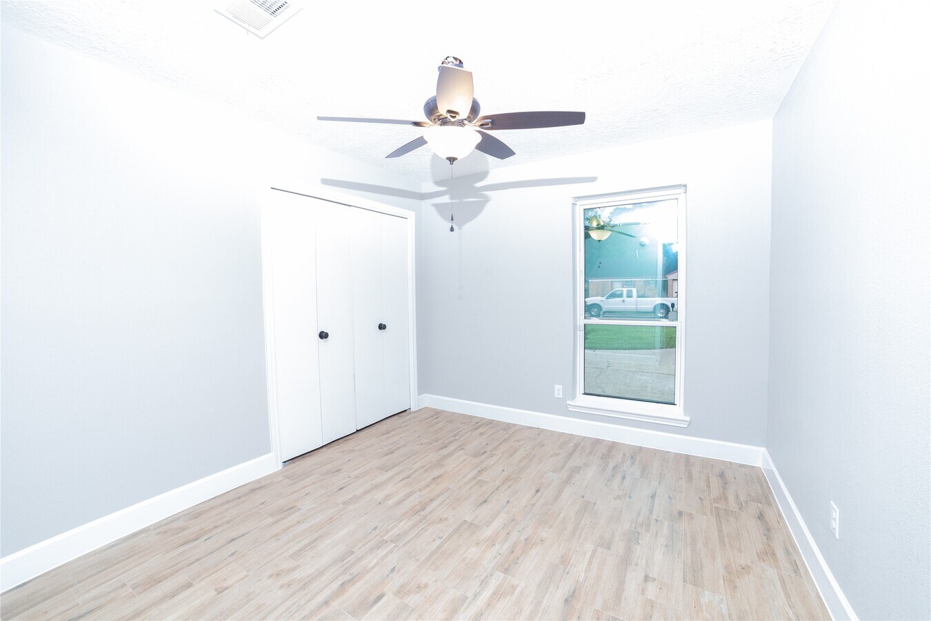 Photo - 5823 Toddington Rd