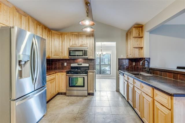 Photo - 6220 Glennox Ln