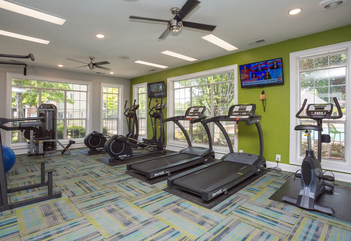 Photo - Evergreen Lenox Park Apartments