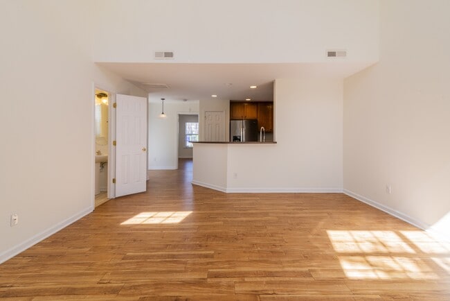 Photo - 18457 Streamline Ct