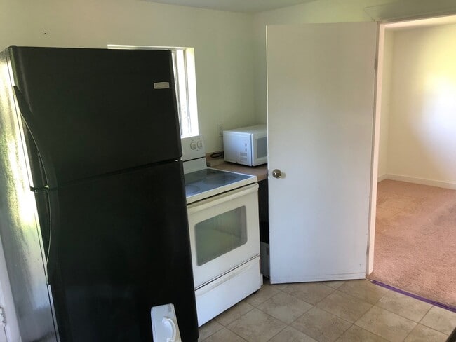 Photo - Small Two Bedroom South of Mount Vernon