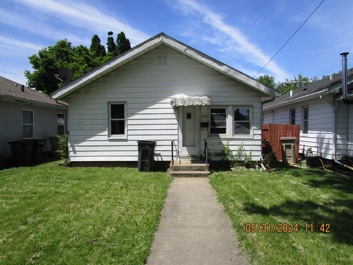 Photo - 1927 S Scott St