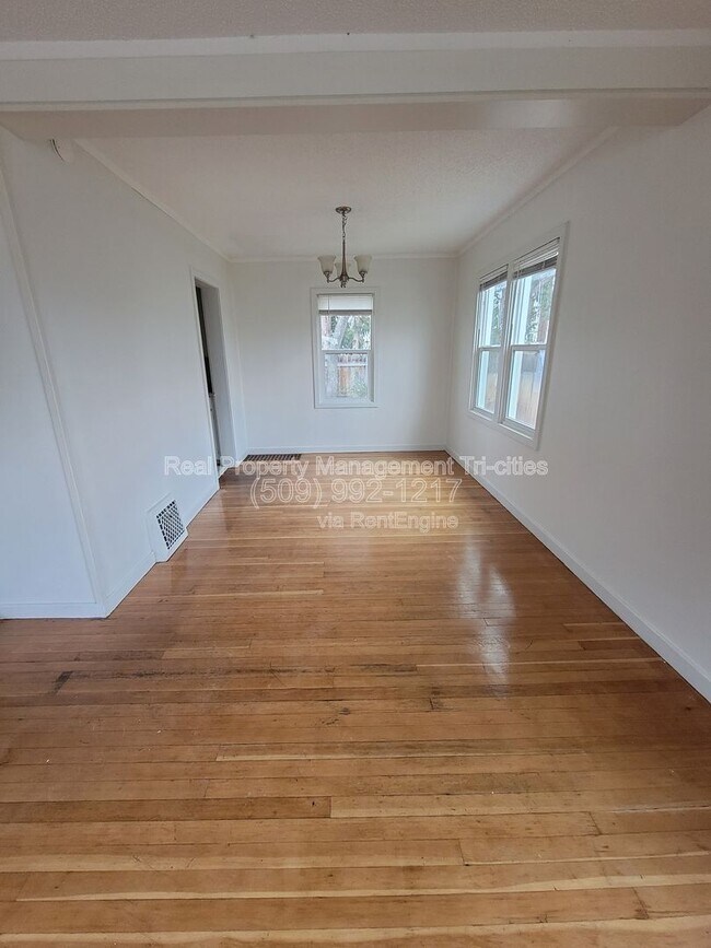 Photo - 1106 Williams Blvd