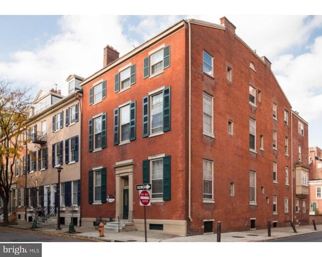 Photo - 901 Clinton St Unit 8