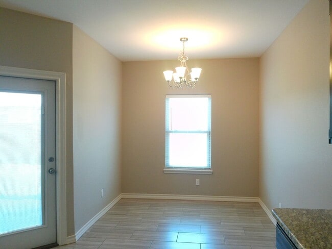 Photo - 1117 Sambar Ln