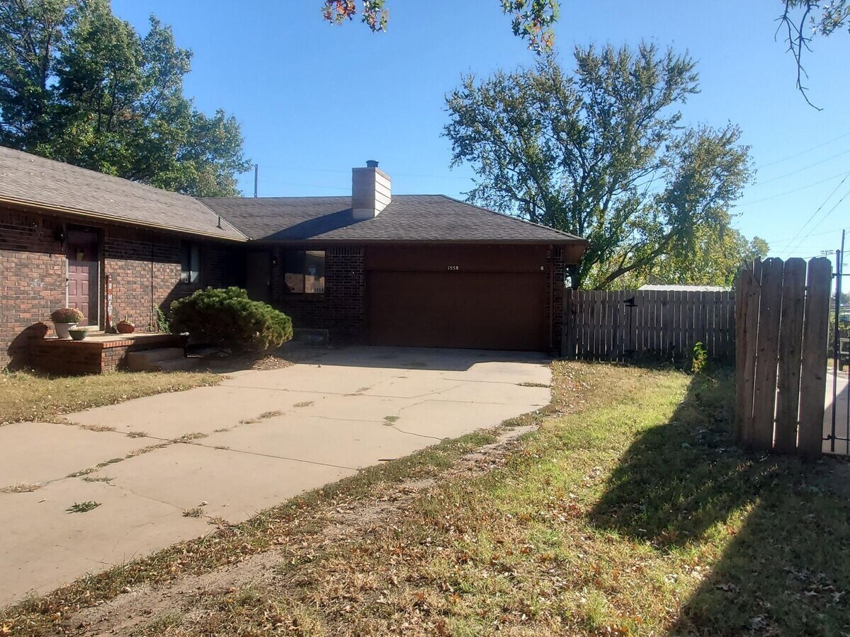 Photo - 1558 N Brunswick Ln Unidad 1558 N Brunswick