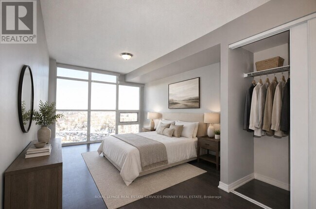Photo - 9 George St N Unit 2112