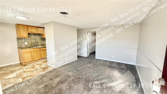 Photo - 743 Miller Ct Unit 743