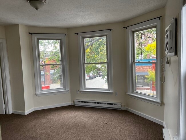 Photo - 452 Main St Unidad 1