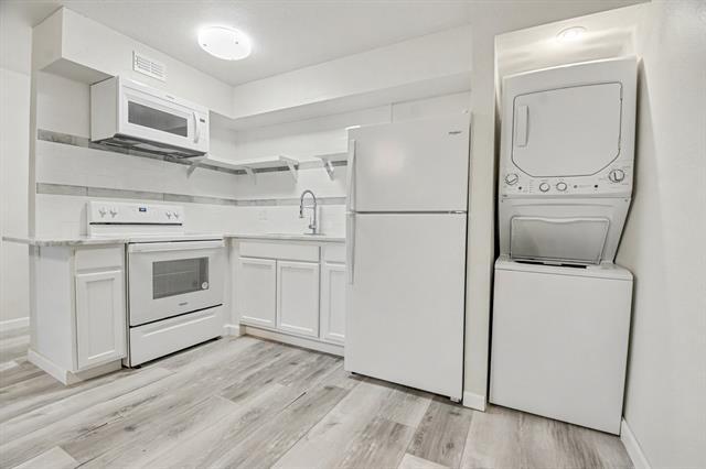 Photo - 9815 Walnut St Unit 306