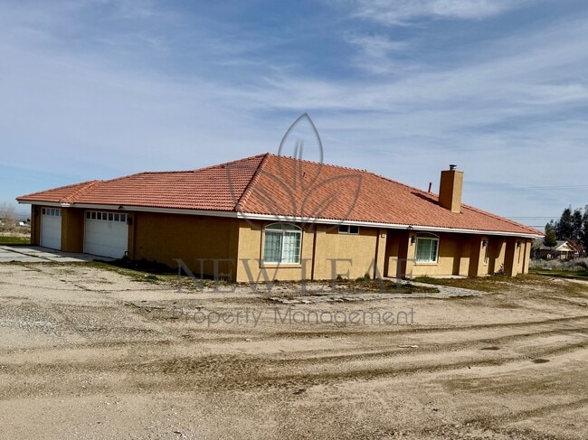 Building Photo - 4290 Smoke Tree Rd