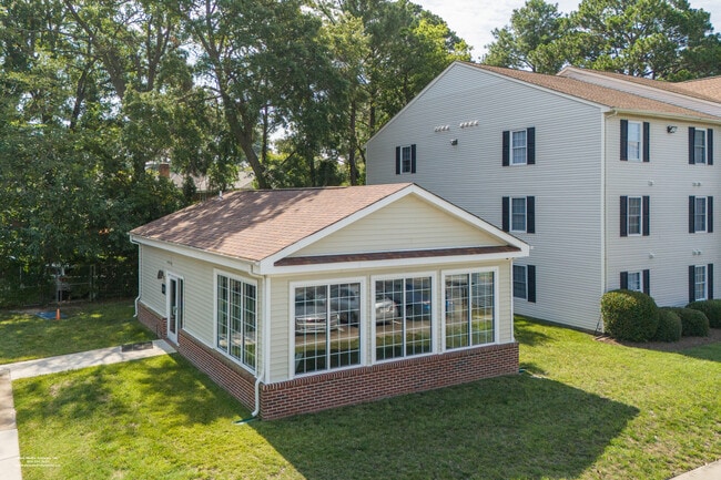 Photo - Hampton Creek Apartments