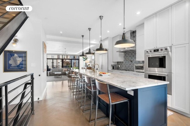 Photo - 164 Diamond St