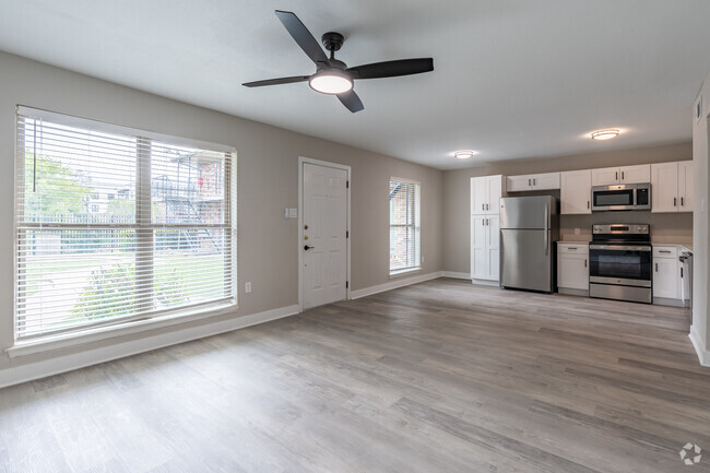 Interior Photo - Venice Lofts