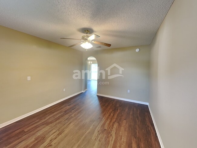 244 Verzon Ct