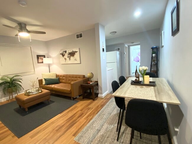 Photo - 1243 16th St NE Unit 3