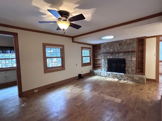 Photo - Creekside Cottage Living with Bonus Studio Space