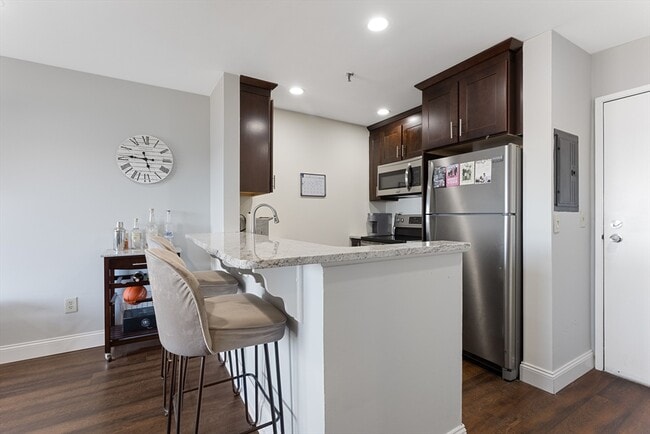 Photo - 133 Commander Shea Blvd Unidad 407