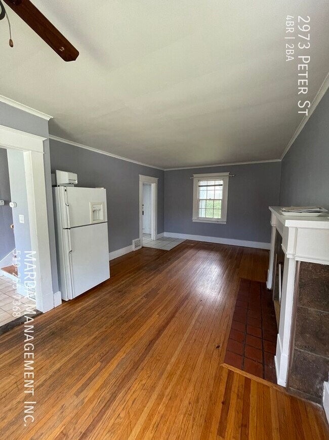 Photo - CHARMING 4 BED/2 BATH HOUSE NEAR UofW PLUS UTILITIES! 1/2 MON FREE!!