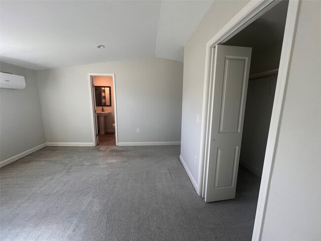 Photo - 8110 County Rd 80