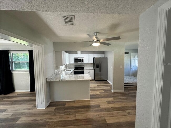 Photo - 612 Stanley Ave