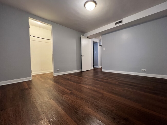 Photo - 4538 N Christiana Ave Unit Bsmt