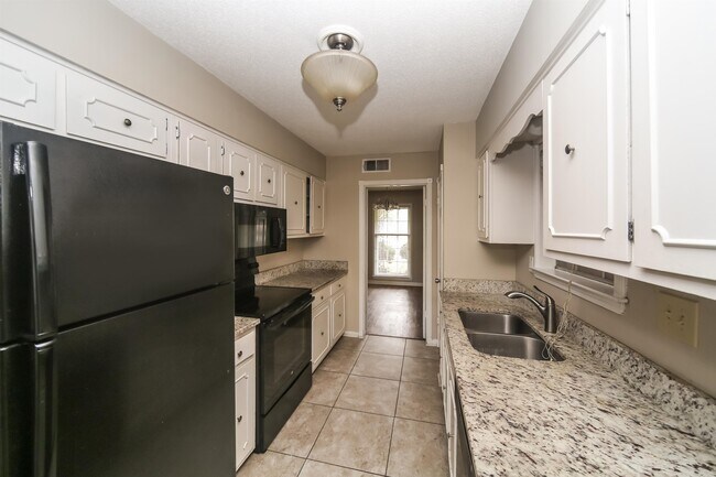 Photo - 3084 Kemper Dr