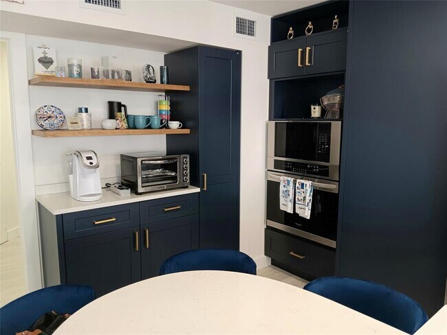 Photo - 1340 S Ocean Blvd