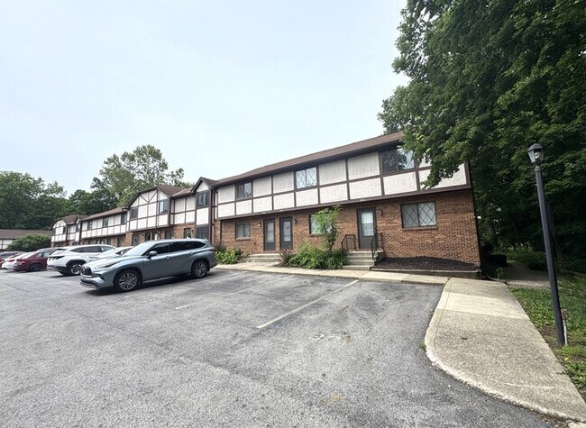 Photo - 3090 Highcliff Ct Unit 3090