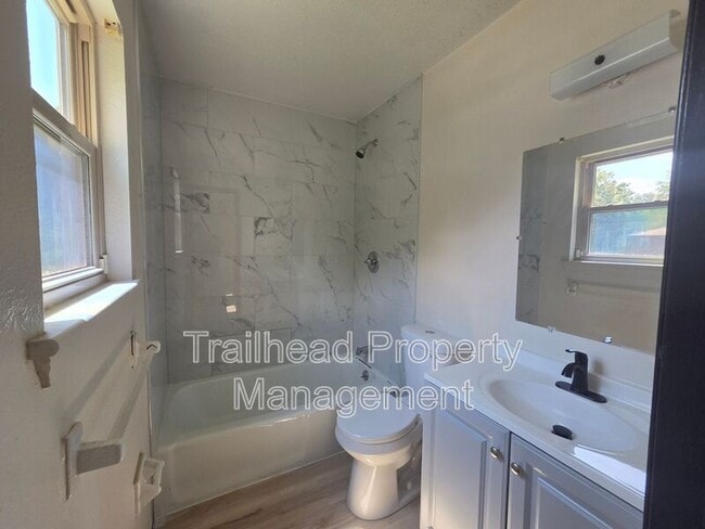 Photo - 1314 E Frederick St