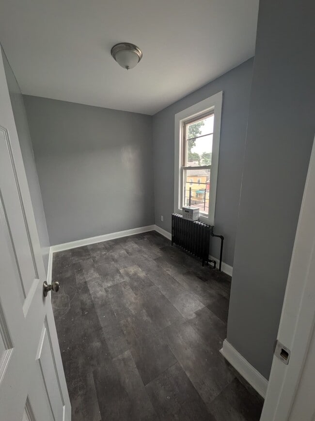 Photo - 113 Oliver Ave Unit 3R