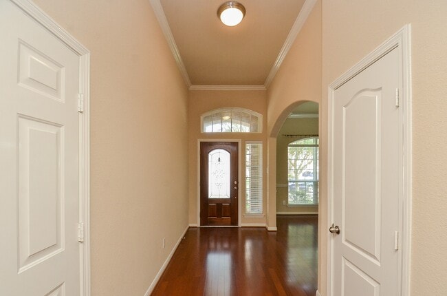 Photo - 6022 Preserve Ln