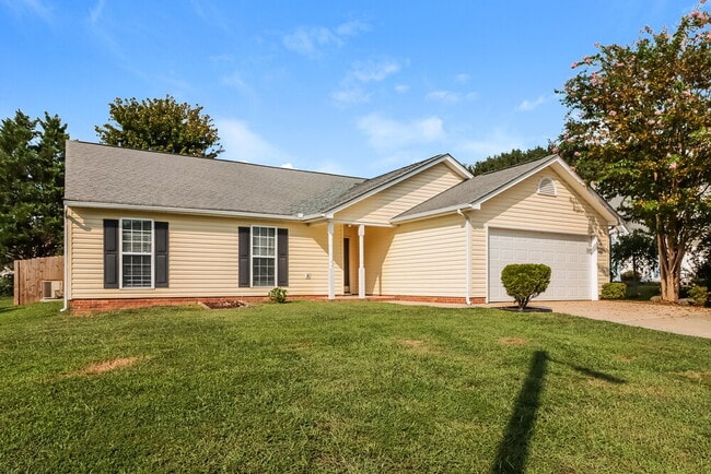 Photo - 4272 Maybrook Ct SW