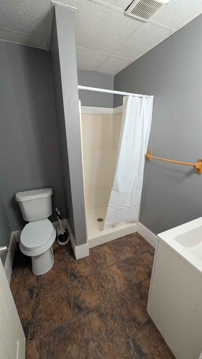 Photo - Oak Erie Building Unit 17 Oak 2