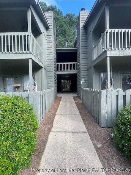 Building Photo - 1912 Tryon Dr Rental