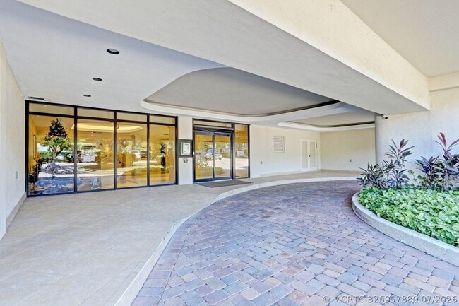 3440 S Ocean Blvd Unit 105S
