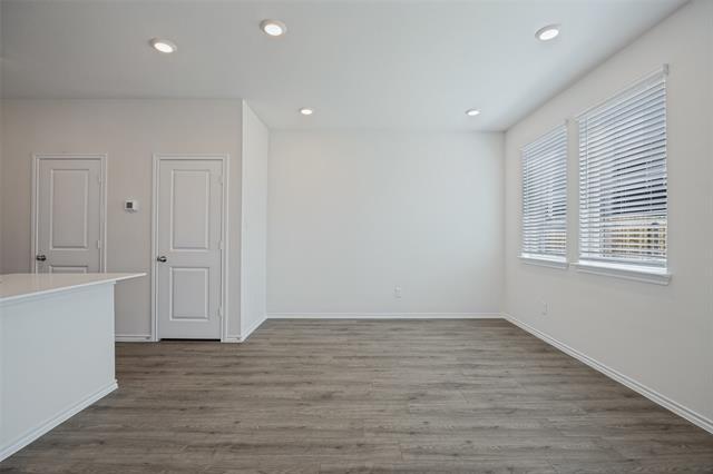 209 Tall Cedar Wy