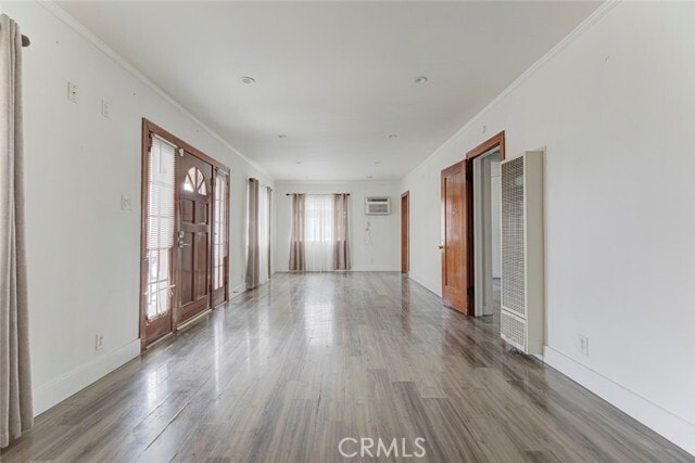 Photo - 10733 Louise Ave