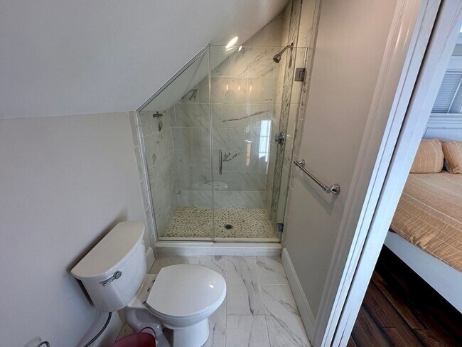 Photo - 8 Osborne St Unit 3