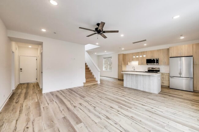 Photo - 5126 S Kenwood Ave Unidad 301